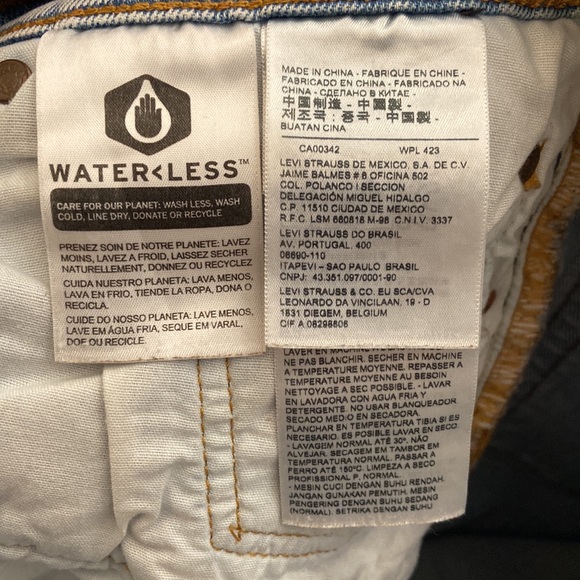 Levi’s Premium 501 Acid Wash Crop (2018), Capital E, 29x26, EUC, $129 MSRP - Picture 7 of 14